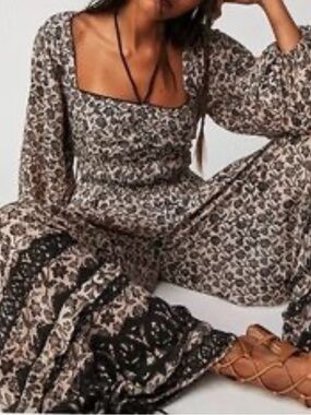 FREE PEOPLE Soulmate Jumpsuit Wide Convertible Leg Floral Print Brown Tan Sz XS
